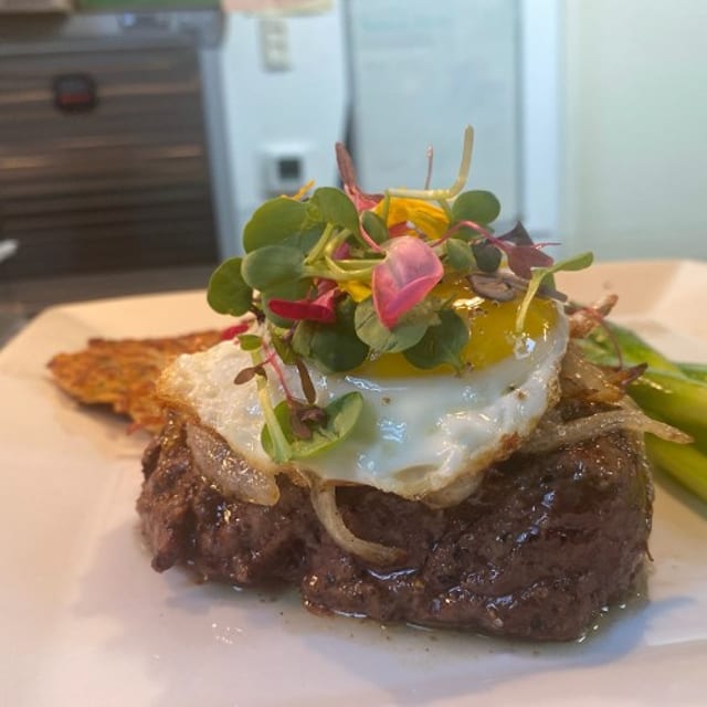 Spiegelei Filet Mignon.